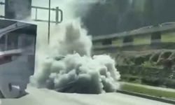 Trafiği duman altında bırakan araç panik yarattı!
