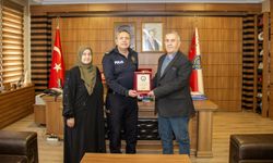 Bilecik'te emekli bekçiye teşekkür plaketi