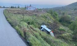 Direksiyon hakimiyetini kaybetti, şarampole uçtu!