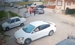 Sokakta oynarken araç çarptı!