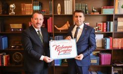 Bilecik Valisi TDV’ye vekaletle kurban bağışladı