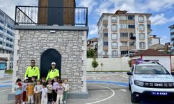 Bilecikli minikler polislik mesleğini yakından tanıdı
