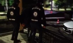 Polis baca deliğinden girip zanlıyı yakaladı!