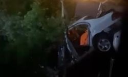 Direksiyon hakimiyetini kaybetti, bahçeye uçtu!