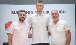 Bursaspor, genç kaleciyle sözleşmesini uzattı