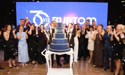 BURTOM Sağlık Grubu 30. yılını çalışanlarıyla kutladı