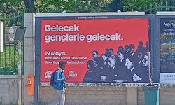 19 Mayıs öncesi afişler Eskişehir sokaklarında yerini aldı