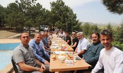 Sezon yorgunluğunu şampiyonluk kahvaltısında attılar