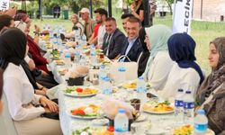 Vali Sözer'den bayramda anlamlı buluşma