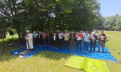 Asırlık dua geleneği bayram coşkusuyla birleşti