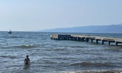 Denizde can pazarı: İki gençten biri kayıp!