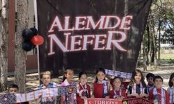 Eskişehirspor Nefer Grubu'ndan öğrencilere karne hediyesi!