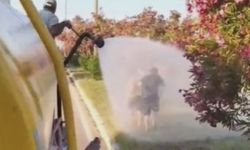 Antalya'daki kavurucu sıcağa su tankeriyle serinleme!