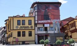 İmamoğlu'nun yasaklanan pankartı bu kez Eskişehir'de!
