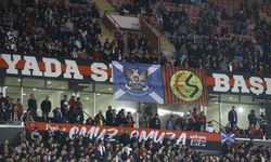 Eskişehirspor, kardeş takımın bayrağını her maçta açtı!