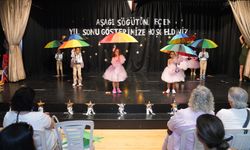 Eskişehir'de minik öğrencilerinden renkli mezuniyet sevinci