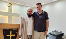 Tebliğci’den kilise ziyareti!