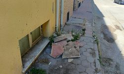 Eskişehir kaldırımlarında görünür tehlike!
