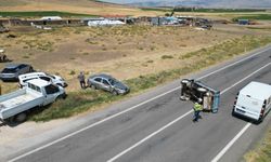 Afyon’da patpat devrildi, trafik kısa süreli aksadı!