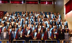 Genç diş hekimleri mesleğe ilk adımlarını attı