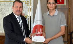 Diyanet’in Gençlik Bilgi Yarışması'nda Bilecikli öğrenci zirvede