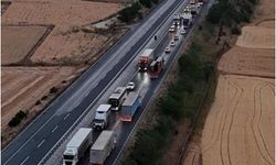Eskişehir yolu tek şeride düştü, kuyruğun sonu gözükmedi!