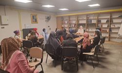 Gençlerden “yaz neşesi sohbetleri”ne yoğun ilgi