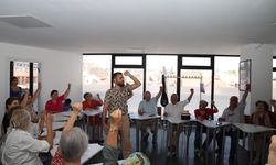 Büyükşehir'den yaş almışlara moral dopingi: Emek Kafe’de renkli kurslar