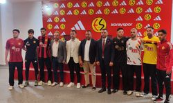Eskişehirspor'un yeni sezon formaları taraftarı heyecanlandırdı!