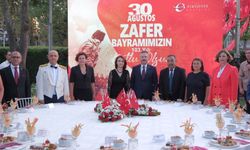 Vali Aksoy: “Yeni yüzyıllara emin adımlarla ilerliyoruz”