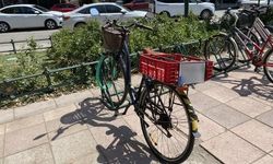 Eskişehir’de bisiklete araç plakası takılması ilgi çekti