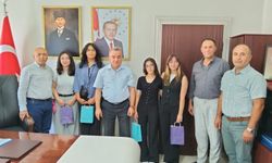 YKS’de ilçe birincisi oldular, Kaymakamdan tebrik