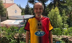 Eskişehirli esnaf iş yeri balkonunda tarım, sofrada tasarruf!