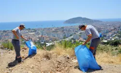 Alanya Belediyesi ekiplerinden 7/24 temizlik çalışması