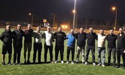 Bozanlılar Derneği takımı yalnız bırakmadı