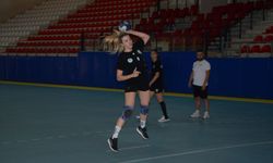 Canla başla çalışıyor