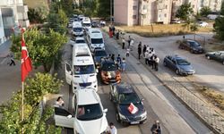 Eskişehir'de servis araçlarıyla renkli konvoy