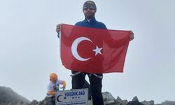 AFAD Eskişehir personelinden Verçenik Dağı’na anlamlı tırmanış