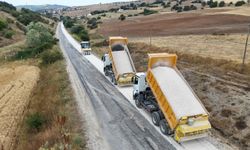 Eskişehir'in o ilçelerinde yol yapımı sürüyor