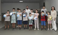 Mersin'de özel bireyler sporla güçleniyor, sosyalleşiyor