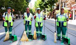 Eskişehir sokakları kadın emeğiyle pırıl pırıl