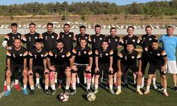 Tepebaşı Kolejspor sahaya indi