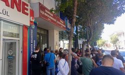 Eskişehir'de sıcak havaya rağmen kuyruk uzadı, sebebiyse...
