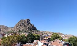 Afyon’da yeni hafta sıcak ve açık hava ile başladı