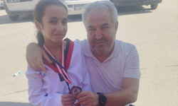 İlk maçını kazanmayı başardı