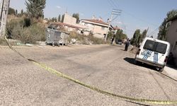 Afyon'da ot yakmak isterken alevlerin arasında kaldı!