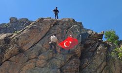 Eskişehirli dağcılardan, Zafer Bayramı’nı coşkusu