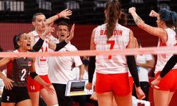 A Milli Kadın Voleybol Takımı Japonya’yı devirdi: Eskişehir Başkanları zaferi kutladı