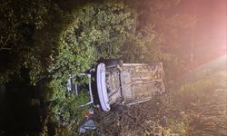 Bilecik'te şarampole uçan araçtan sağ çıktılar!