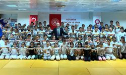 Kemer sınavı tamamlandı, sporcular başarıyla terfi etti